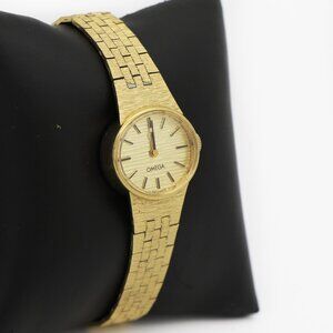 Omega Classic Vintage Handwind 17 Jewels Watch